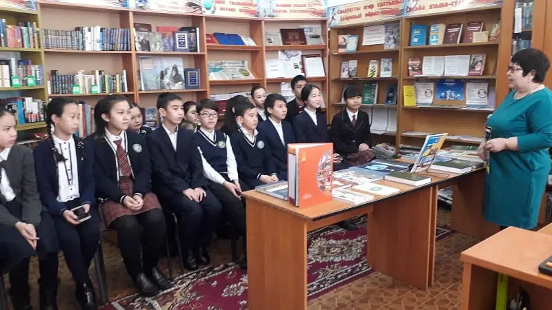 Мирный кентіндегі кітапхана-бөлімшесі