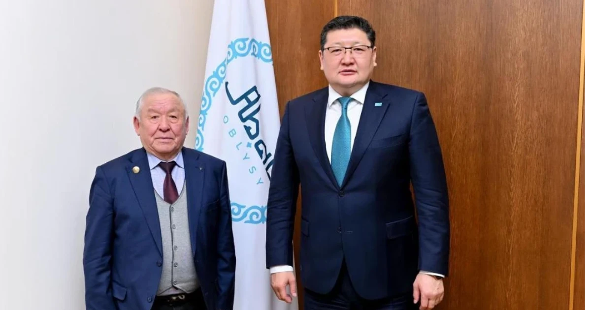 Облыс әкімі мәдениет саласындағы мемлекеттік стипендия иегері Төлеген Жанғалиевпен кездесті